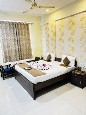 Hotel Aana Residency